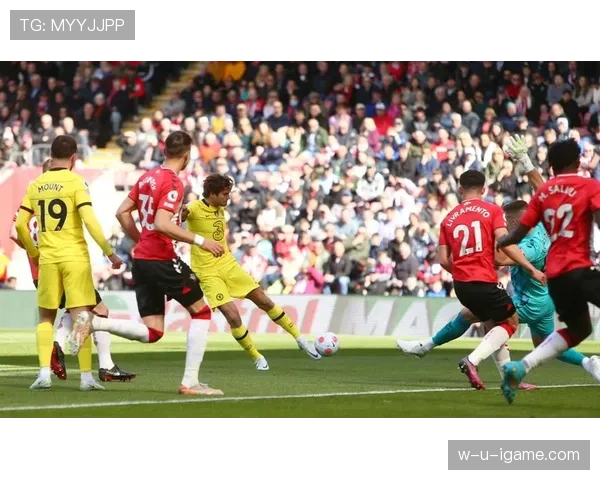 英超赛场再掀高潮,精彩进球引爆球迷热议 英超赛场再掀高潮,精彩进球引爆球迷热议