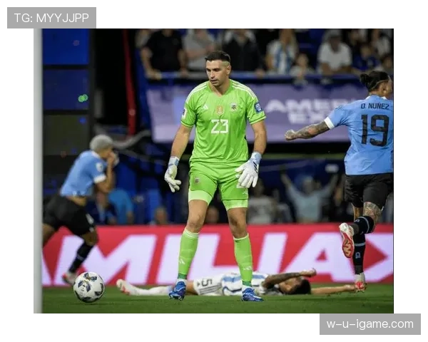 乌拉圭队定位球战术显神威,状态回升剑指国际赛场新突破 乌拉圭队定位球战术显神威,状态回升剑指国际赛场新突破