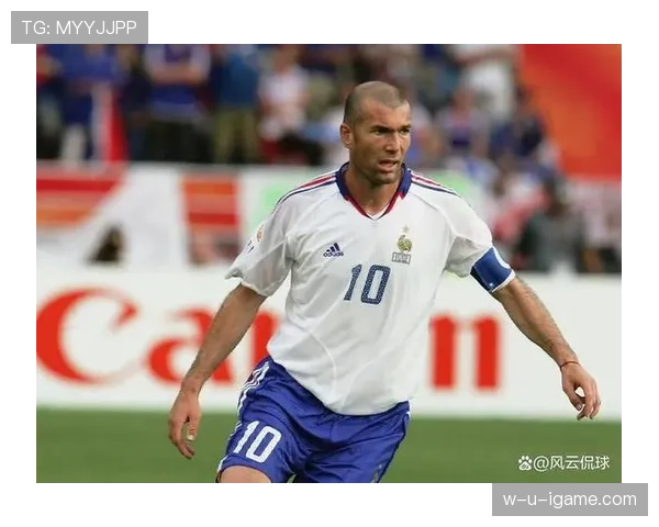 贝林厄姆与古利特齐声力挺,新星崛起引足坛瞩目 贝林厄姆与古利特齐声力挺,新星崛起引足坛瞩目